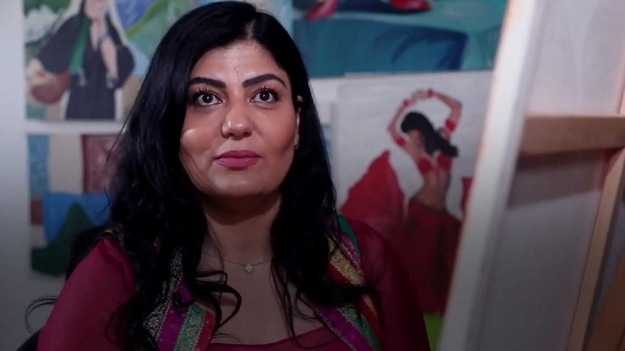 Kurdish woman works to acquaint Kurds with nude art